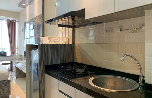 Kayu Putih Apartment | Homey And Comfort Stay Studio Room At Tifolia Apartment