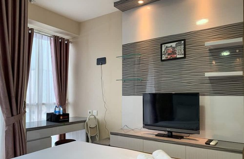Kayu Putih Apartment | Homey And Comfort Stay Studio Room At Tifolia Apartment