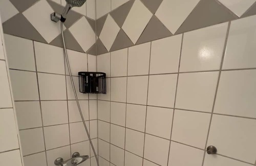 Alesund Apartment | Cozy 1-bedroom apartment in enjoyable Ålesund with AC, WiFi, Car Parking