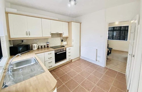 Aldbrough House | 2 bed, dog friendly cottage, in picturesque East Yorkshire coastal village.