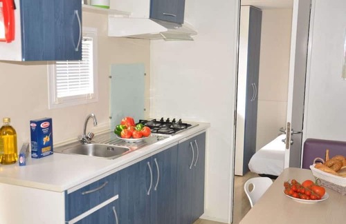 Cologna Spiaggia House | Feriendorf Stork Camping Village Mobilehome Happy Easy für 6 Personen