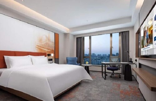 Jinping Qu Hotel | Hilton Hamplon Shantou Station Branch