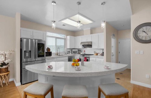 Greenacres House | Serene Haven Retreat on Bichester Ct #41913