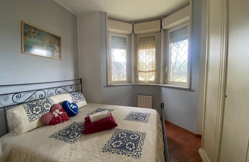 Zona IX Acqua Vergine Apartment | Vrbo Property
