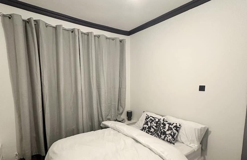 Belle Vue House | Fully equipped house with garden - close to the centre!