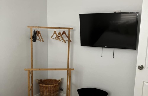 Victor Harbor Apartment | Centrally located, walk to cafes, Granite Island, Cockle Train and the beach.