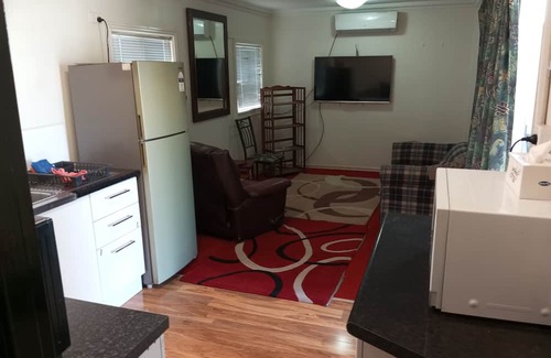 Broadwood Apartment | West Kalgoorlie unit