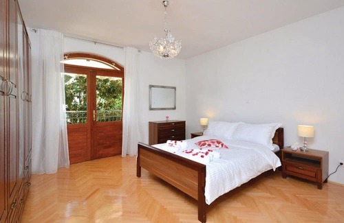 Kamen Apartment | Three bedroom apartment with terrace and sea view Stobreč, Split (A-21990-a)