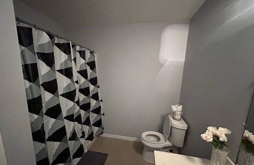 Calhoun Apartment | 2 Bedroom Apartment in Calhoun. 45 mins to Atlanta or Chattanooga!