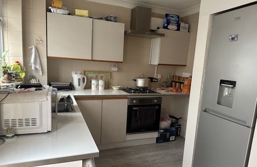 Tilbury House | Beautiful 3 bedroom house in Tilbury ,close to Amazon LCY2. Ideal for Amazonians