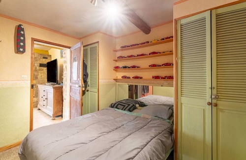 Le Pontet Apartment | Apartment 'Avignon' with Private Garden and Wi-Fi