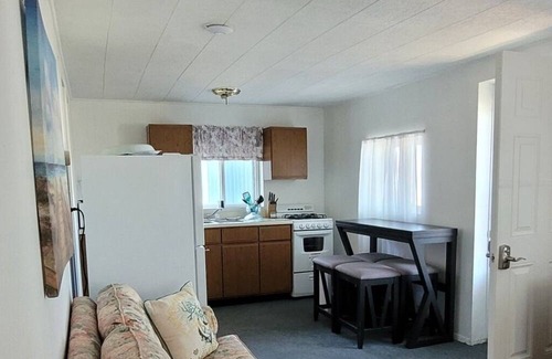 Oscoda Cabin | The Bungalow W/ 2 Bedroom