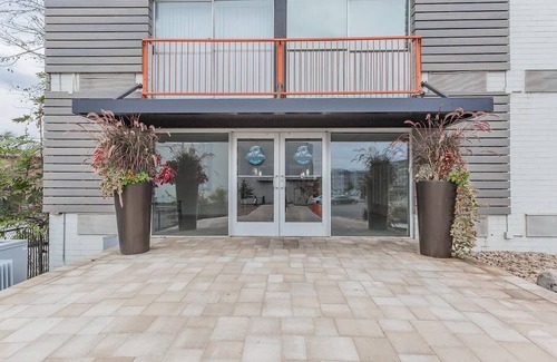 Downtown Chattanooga Apartment | This apartment is a 1 bedroom(s), 1 bathrooms, located in Chattanooga, TN.