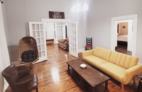 Jackson House | Craftsmanship Charmer Midtown Jackson