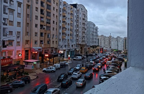 Ennasr Apartment | the best place with the best view-5 minutes to clinics-10 minutes to the airport