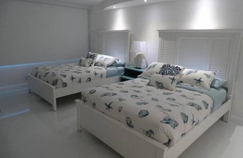 Mid Beach Condo | DCM Oceanview 4