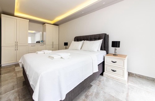 Gundogan Apartment | Sea View Huge Private Villa With Terrace in Bodrum