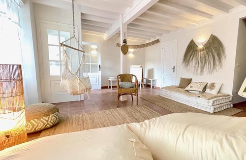 Porto do Barqueiro House | The Cliffs - Barqueiro & Blue