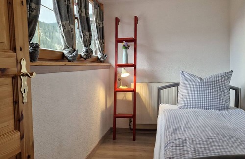 Tannheim Cottage | Komfortzimmer 6 - Gasthaus Pension Bergheim