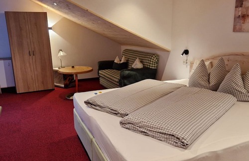 Tannheim Cottage | Komfortzimmer 5 - Gasthaus Pension Bergheim