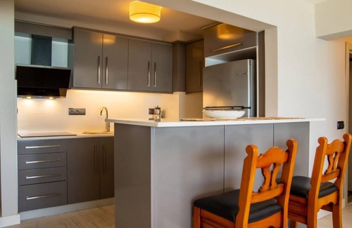 Ilica Apartment | Apartment with Amazing View near Beach in Cesme