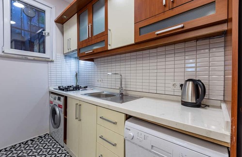Harbiye Villa | Duplex House near Trendy Attractions in Sisli
