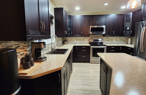 Lac du Bonnet Cabin | A golfers dream just a few yards from the 8th hole. Pet friendly !