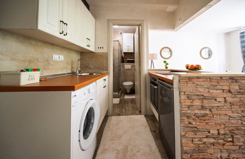 Novo Sarajevo Apartment | Design Studio Apartment near the Center
