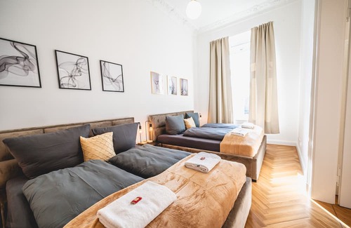 Innere Neustadt Apartment | Tip! Neues und Geräumiges Apartment Direkt im Stadtzentrum für bis zu 6 Personen