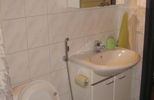 Vantaa City Centre Apartment | TIKKURILA kaksio 43m2. Nice apartment near airport and train