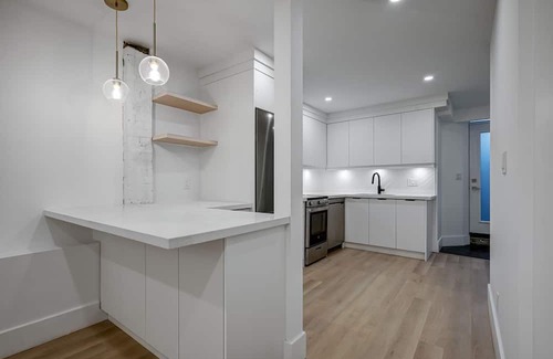 Parkdale Apartment | New modern space in Queen West