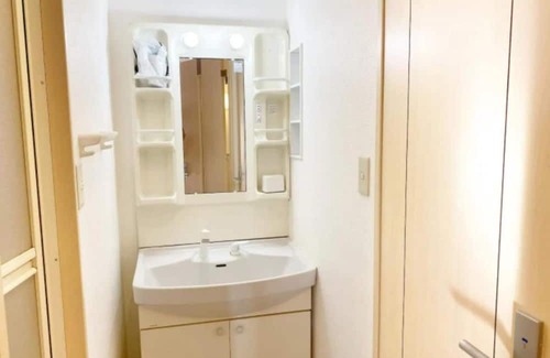 Nishigotanda Apartment | Top floor suite 12 mins walk from MeguroGotanda / Shinagawa-ku Tokyo