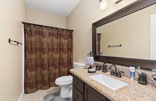 Los Fresnos House | Beautiful 2 acre ranch house 20 min from the beach.