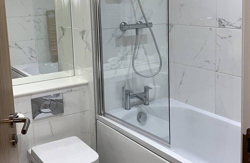 Theatreland Birmingham Apartment | 2-Bed luxury Appartment in Birmingham City Centre -5 MINS walk to New street stn