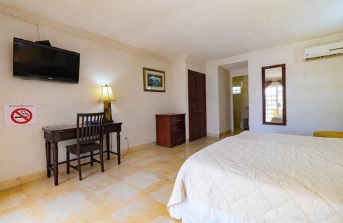 St. Lawrence Gap House | BLR Beach Resort - RM #2