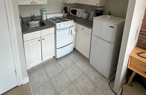 Prudential - St. Botolph Apartment | Artisan Brick South End Loft