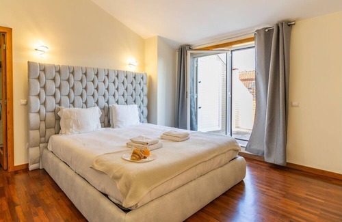 Sao Felix Da Marinha Apartment | São Felix Seaview Retreat by LovelyStay