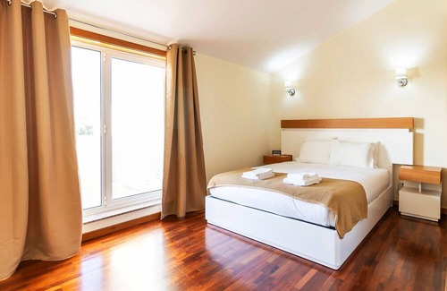 Sao Felix Da Marinha Apartment | São Felix Seaview Retreat by LovelyStay