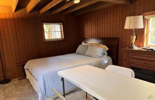 Capitola House | Cozy Capitola Dog-Friendly ADU - New Brighton Beach & Capitola Vibes