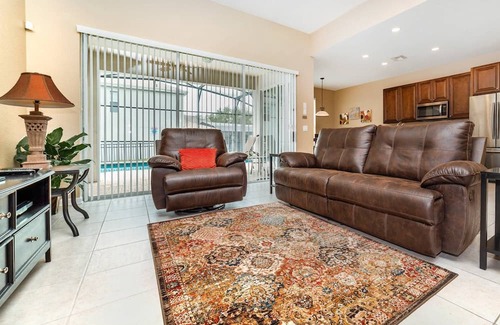 Crestwynd Bay Villa | 5 BD 5 BT villa in Windsor Hills Resort