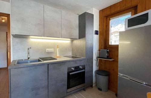 Praz-sur-Arly Apartment | 300m from resort center, 1st floor, view mountain, balcony, parking, tv, ski locker, 29m²