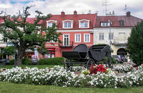 Lancut Apartment | Lovely apartment for 4 guests with internet, A/C, TV, balcony, panoramic view and parking