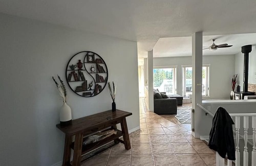 Jasper East House | Hinton Folding Mountain 12