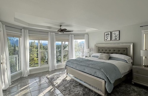 Jasper East House | Hinton Folding Mountain 12