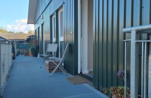Bokelrehm Apartment | Apartment 'Upstairs' with Balcony and Wi-Fi