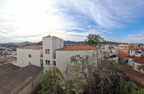 Bonfim Apartment | Studio Teresa - next to UFSJ and Church of Sao Francisco de Assis
