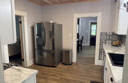 Holdrege House | Come and enjoy our cozy remodeled home centrally located and close to everything