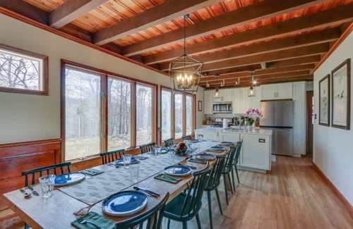 Front Royal Cabin | New - Front Royal Hilltop Cabin w/Panoramic Views!