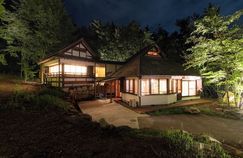 Azumino Villa | Maximum 16 people can be accommodated in a private villa with a half-open-air hot spring.