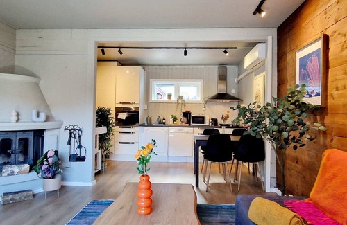 Engen House | Historic townhouse - 2 baths, 3 floors, 100 percent charm